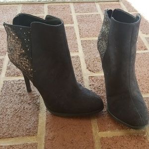 Mossimo black sequin boots